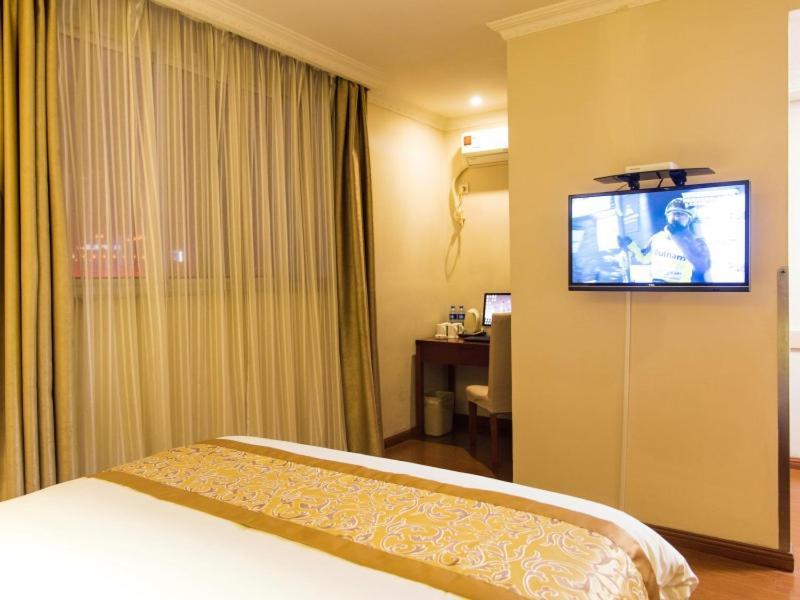 Greentree Inn Jiangsu Taizhou Jingjiang Bus Station Express Hotel Εξωτερικό φωτογραφία